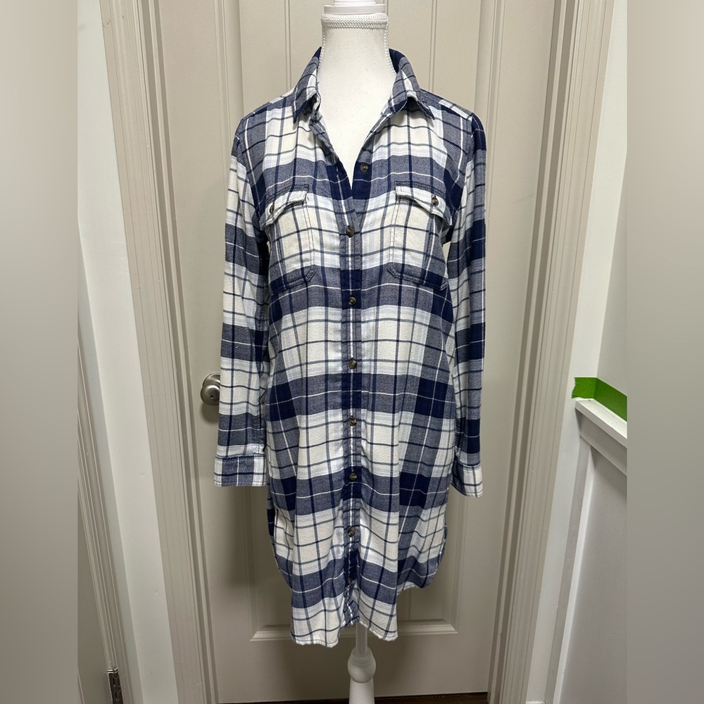American Eagle Outfitters Navy and White Plaid Shirt Dress